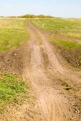 Image showing road in field