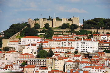Image showing Lisbon cityscape with Sao Jorge Castle