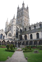 Image showing Gloucester Cathedral (garden view)