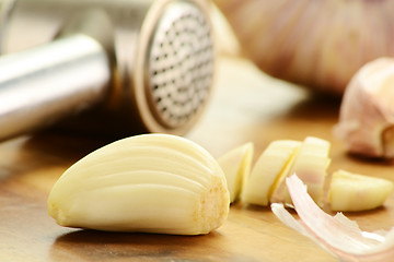 Image showing Composition with fresh garlic