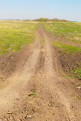 Image showing road in field