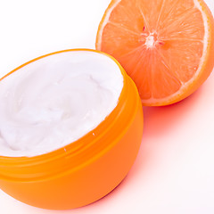 Image showing revitalizing cream