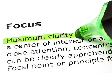 Image showing 'Maximum clarity' highlighted, under 'Focus'