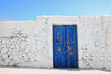 Image showing Old door on Santorini island