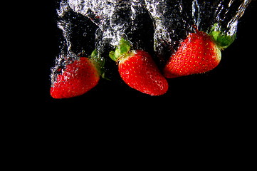 Image showing strawberry in water