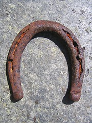 Image showing Rusty horse shoe