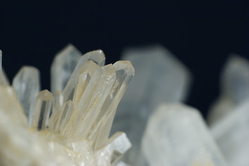Image showing Quartz crystals, 1:1 macro