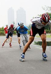 Image showing Speed skaters