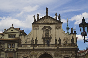 Image showing historic building beautiful statue