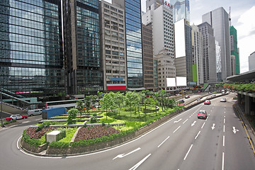 Image showing Heavy traffic through the modern city 