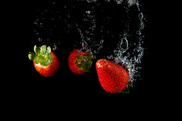 Image showing strawberry in water