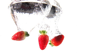 Image showing strawberry in water