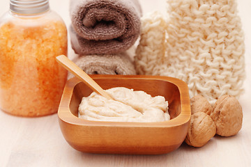 Image showing walnut body scrub