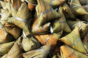 Image showing Peeled sticky rice dumplings