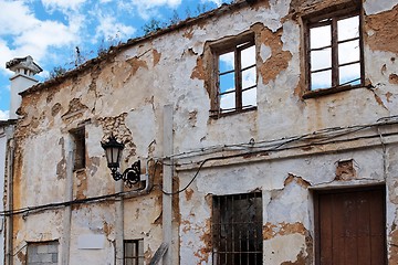 Image showing Facade of a very old ruined house