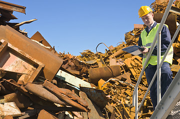 Image showing Recycling expert