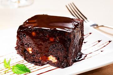 Image showing chocolate and walnuts cake