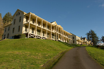 Image showing Barracks, Fort Columbia