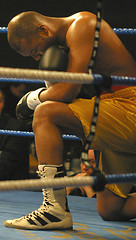 Image showing a boxer prays