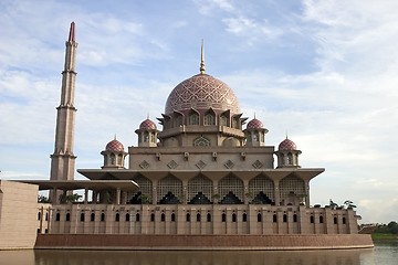 Image showing Putrajaya Mosque, Kuala Lumpur, Malaysia.