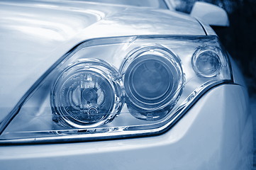 Image showing headlight of a car