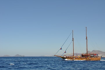 Image showing Boat cruising