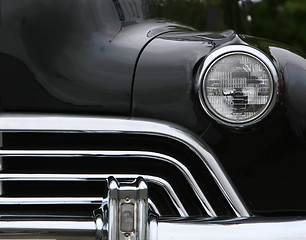 Image showing grill and headlights