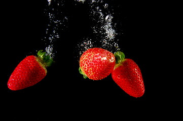 Image showing strawberry in water