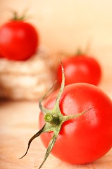 Image showing tamatoes and garlic