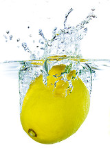 Image showing lemon in water