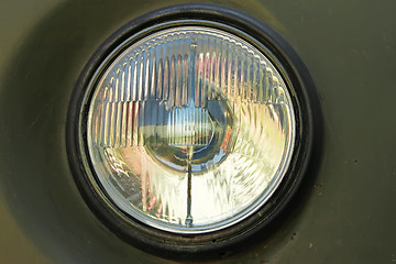 Image showing Old car round headlight