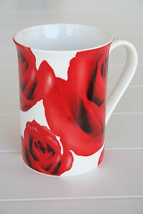 Image showing Mug with roses