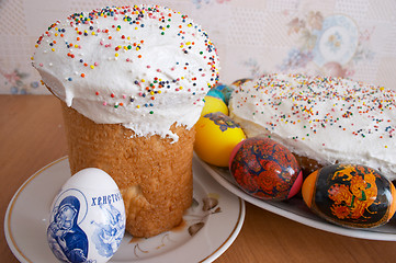 Image showing Easter cakes and eggs