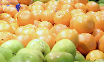 Image showing oranges and apples