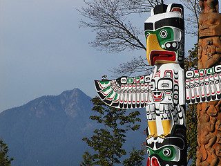 Image showing Totem Pole