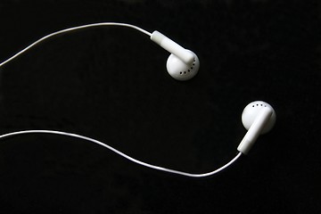 Image showing Ipod Earphone