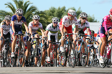 Image showing Women's cycle race