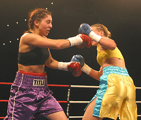 Image showing women's boxing