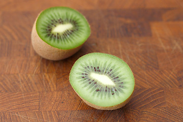 Image showing Kiwis