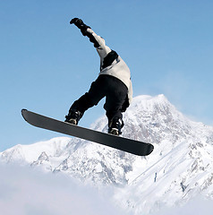 Image showing Snowboarder