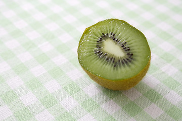 Image showing Sliced kiwi fruit