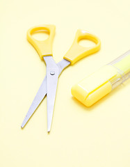 Image showing Yellow scissors and a marker