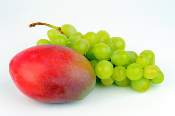 Image showing Mango and green grapes.