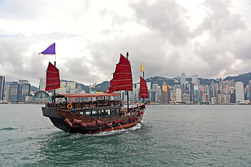 Image showing Hong Kong harbour with tourist junk