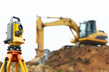 Image showing Surveyor theodolite on tripod