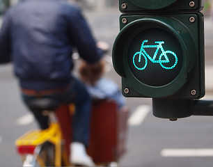 Image showing Traffic light bike sign