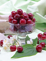 Image showing Sweet cherry in glass bowl