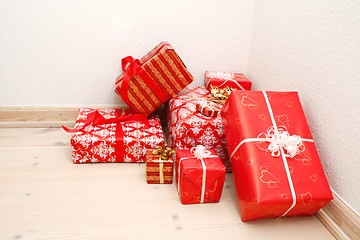 Image showing Presents