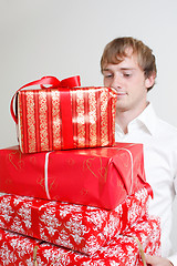 Image showing Presenting alot of gifts