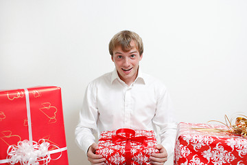 Image showing Man with present